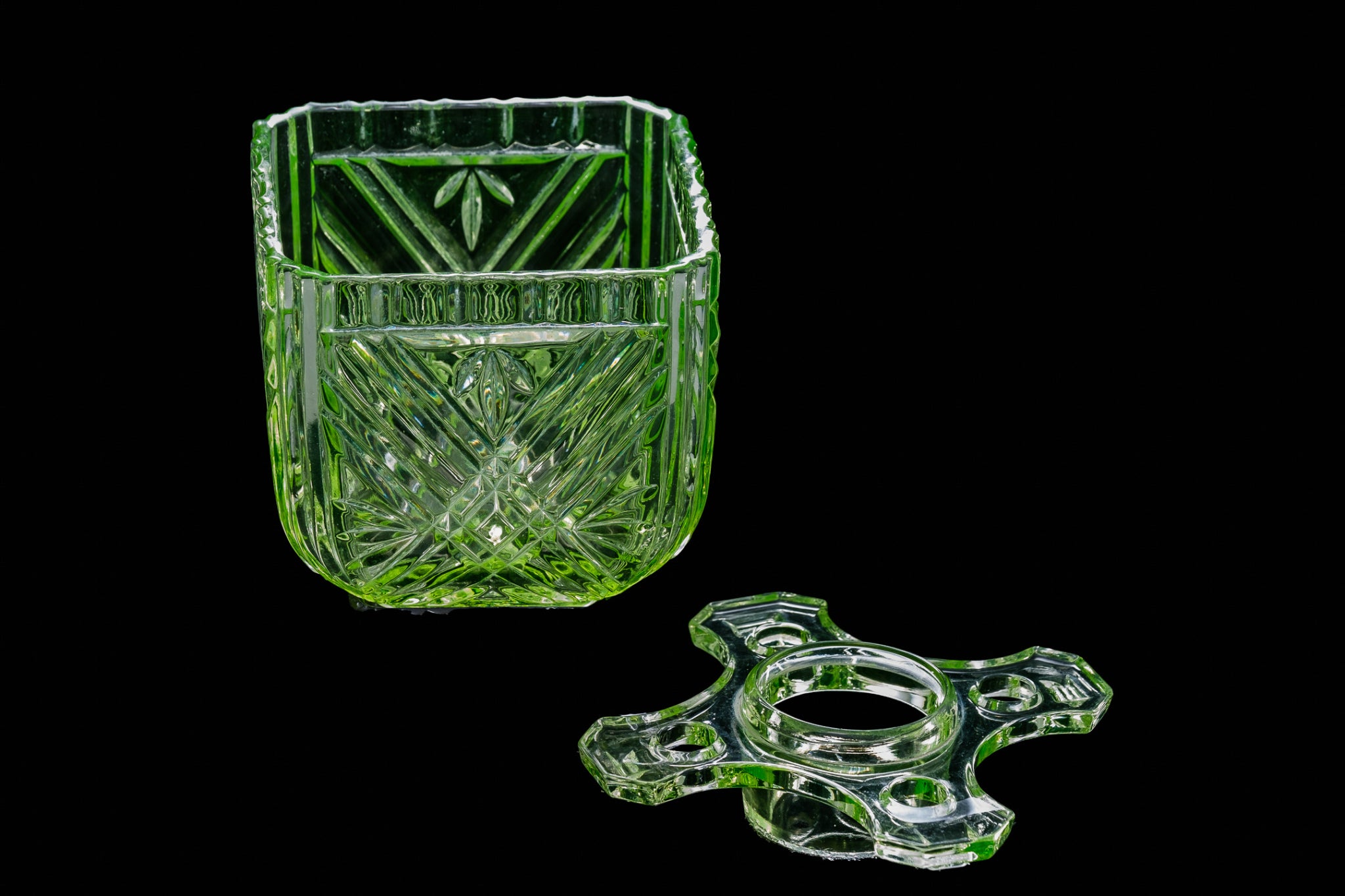 Edwardian Green Depression Uranium Glass Vase.