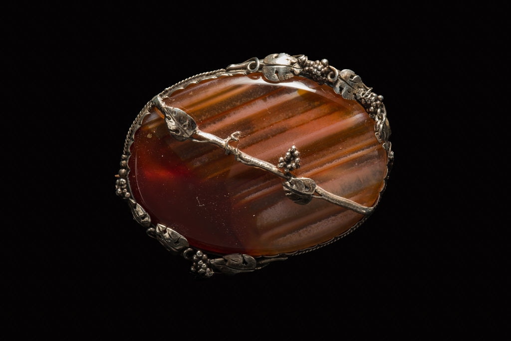 Victorian Agate Brooch with Sterling Silver Decoration.