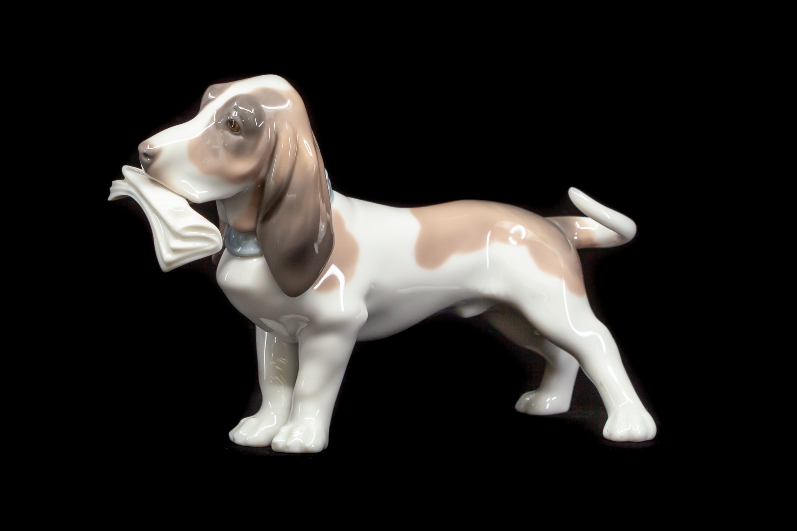 Lladro 'Basset Dog' Figurine