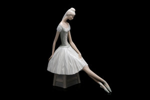 Nao Porcelain "Ballerina".