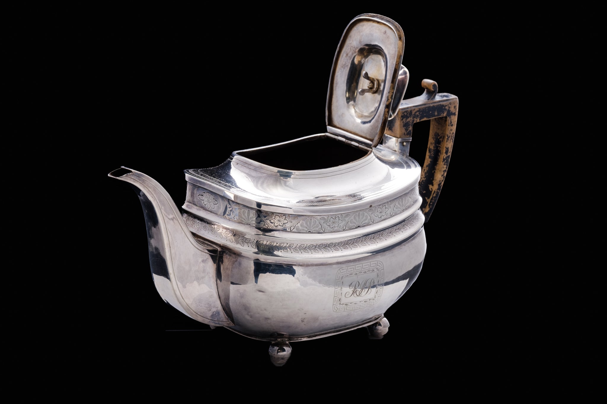 Victorian Sterling Silver Teapot mad in London., England.