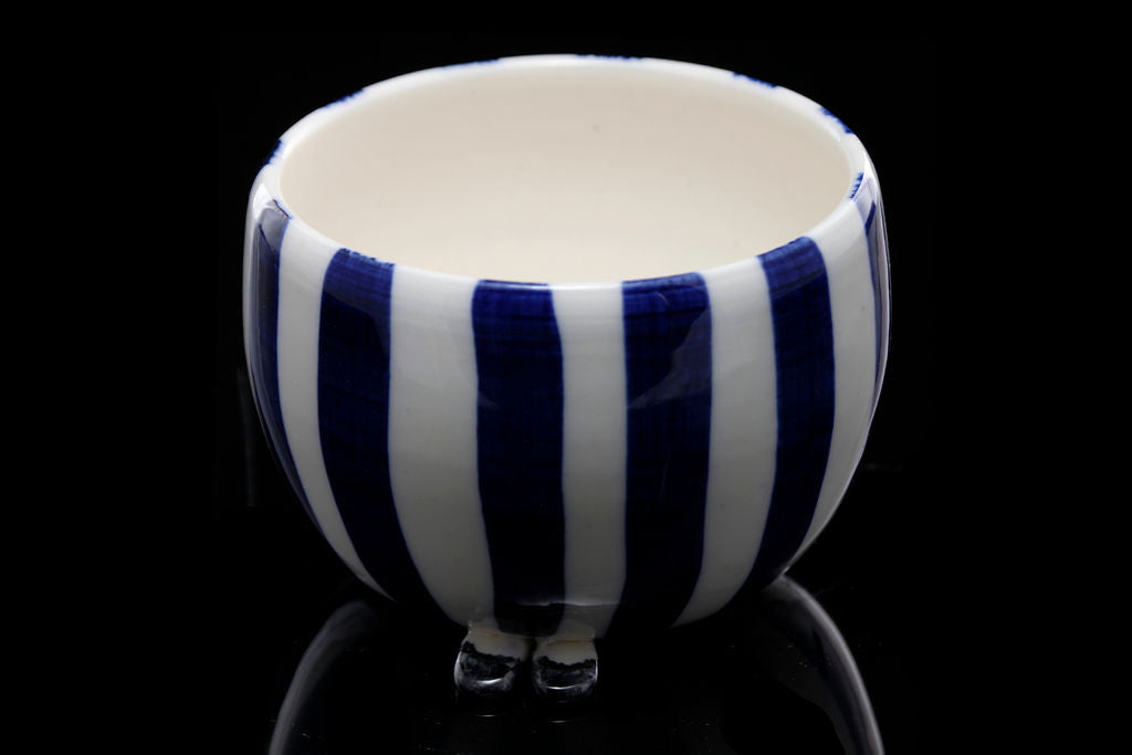 Marilyn Mewburn Pottery Figural Sugar Bowl/ Trinket Bowl.