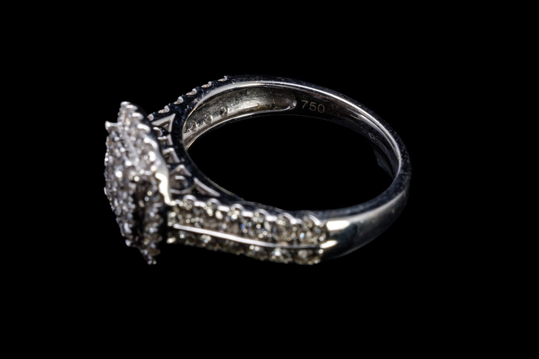Vintage 14ct Gold and Diamond Ring.   SOLD