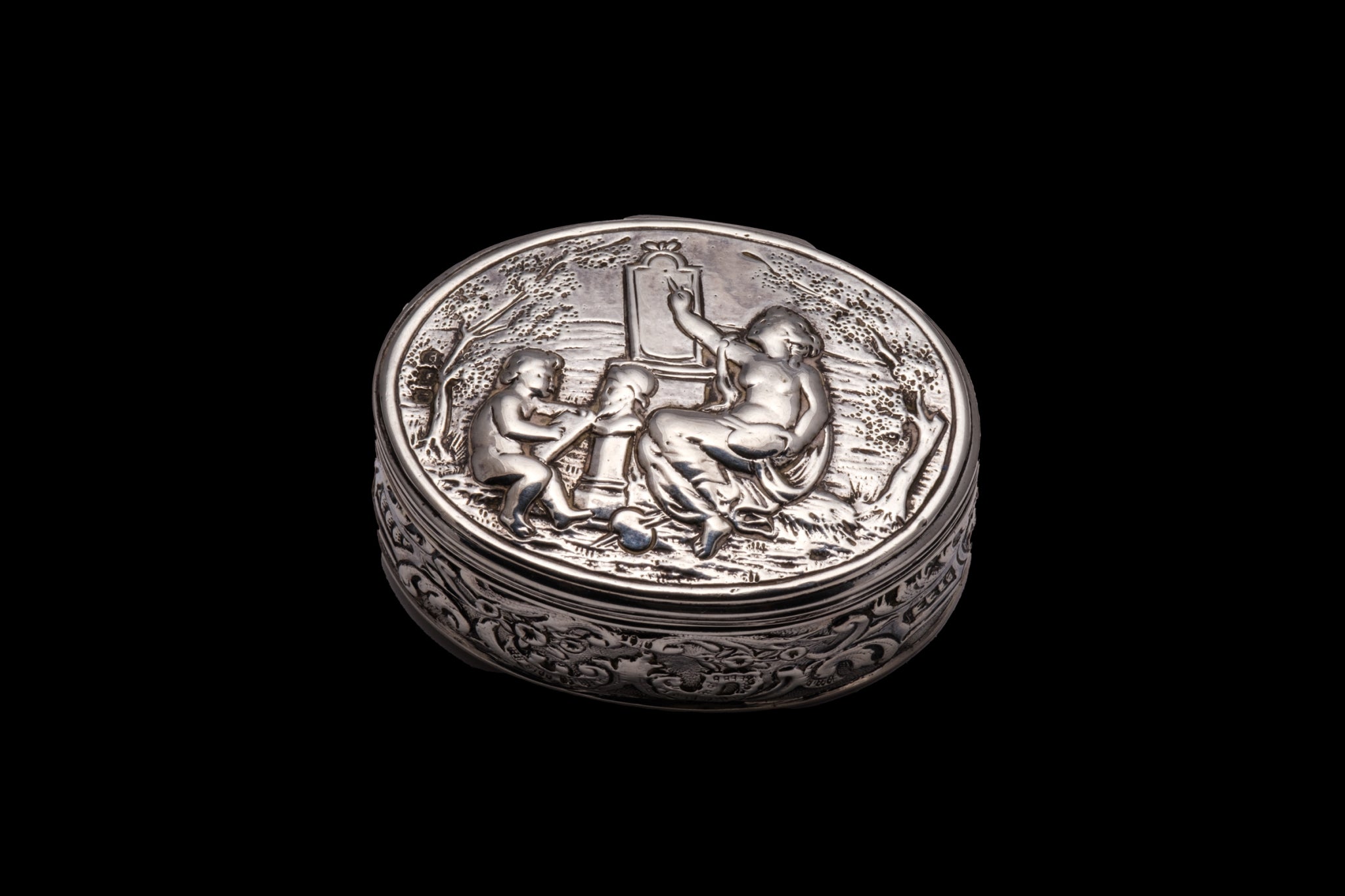 French Victorian sterling Silver Snuff Box.   SOLD